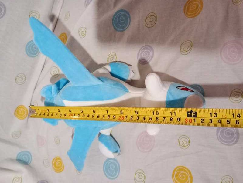 Pokémon peluche latios e latias