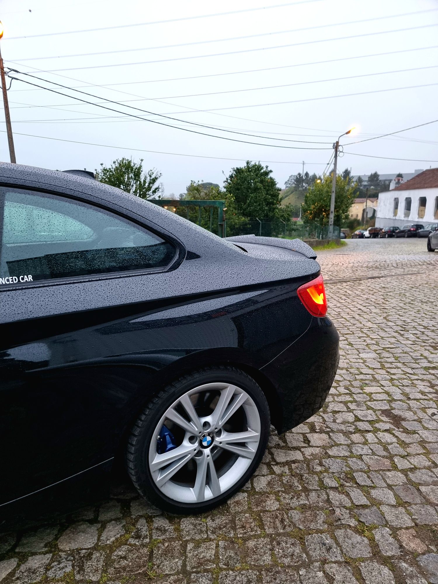 Spoiler estilo M4