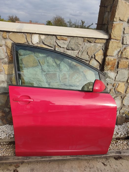 Передня права дверка Seat Altea 05-2015р