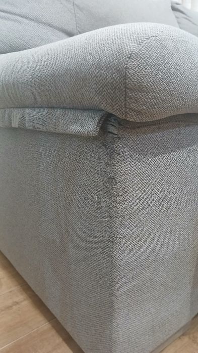 Sofá cinzento 2 lugares