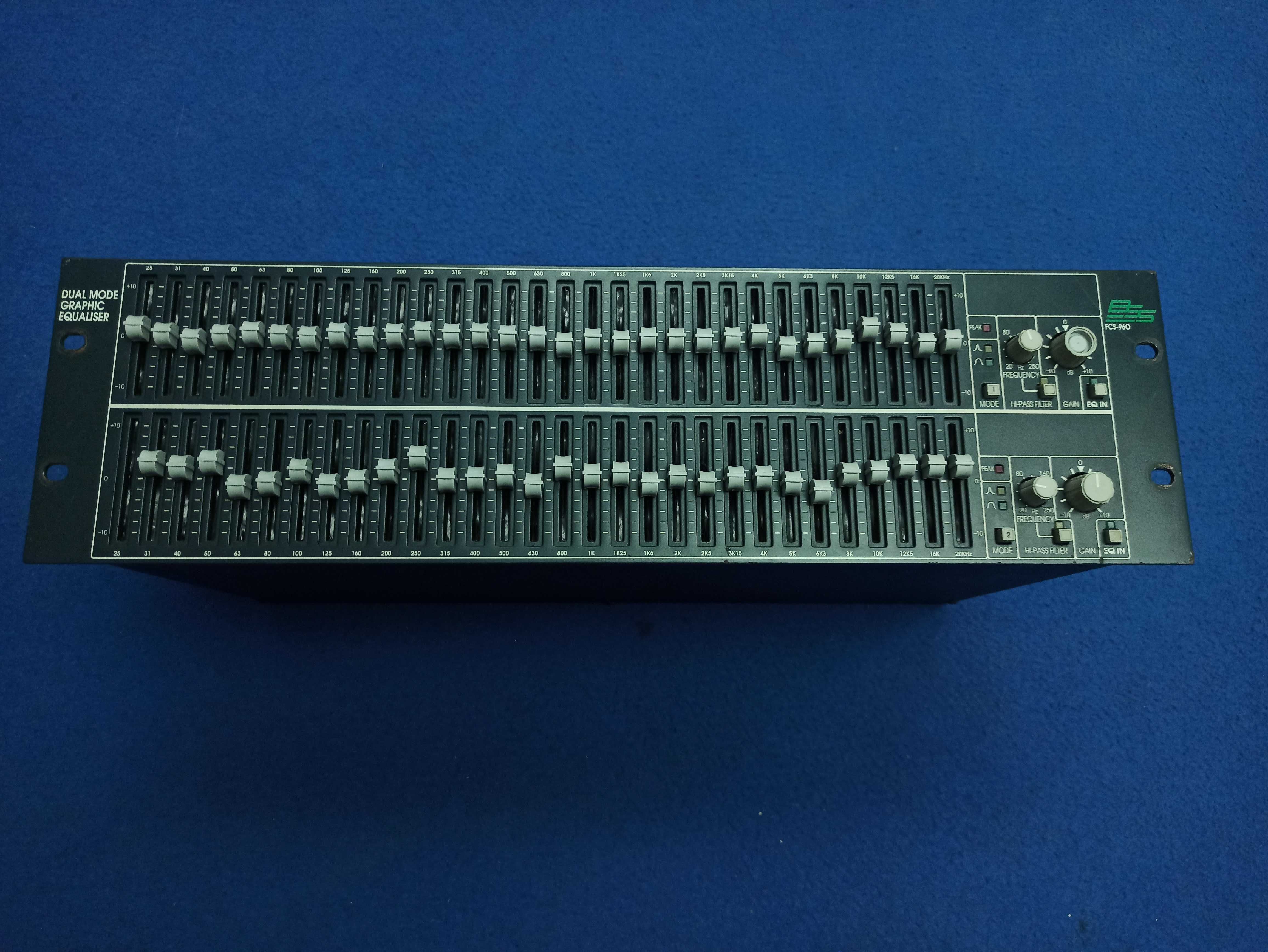 Equalizador Grafico BSS FCS 960