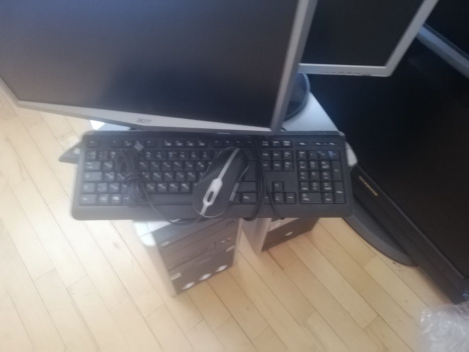 Компьютер +монітор 4 х ядерн(в комл.клавіатура мишка)Windows7