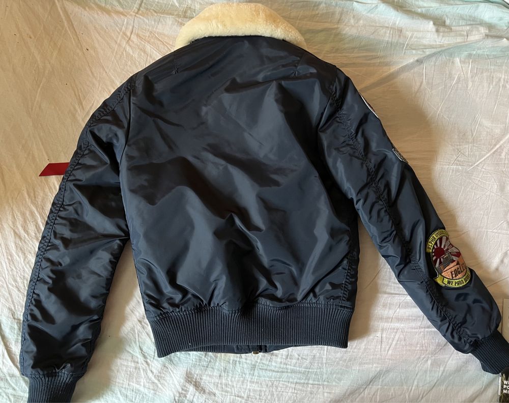 kurtka zimowa bomberka Alpha Industries roz. XS jak nowa