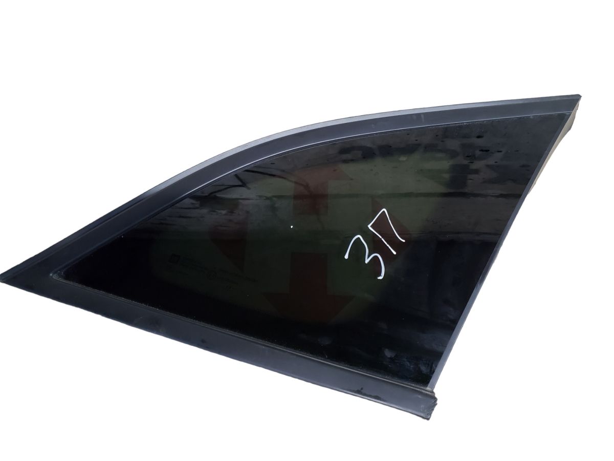 Стекло форточка задняя правая Chevrolet Blazer 3.6 2019 разборка