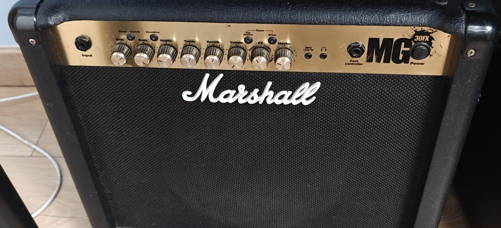 Gitara elektryczna leworęczna Vintage v100 IT + Marshall mg30fx