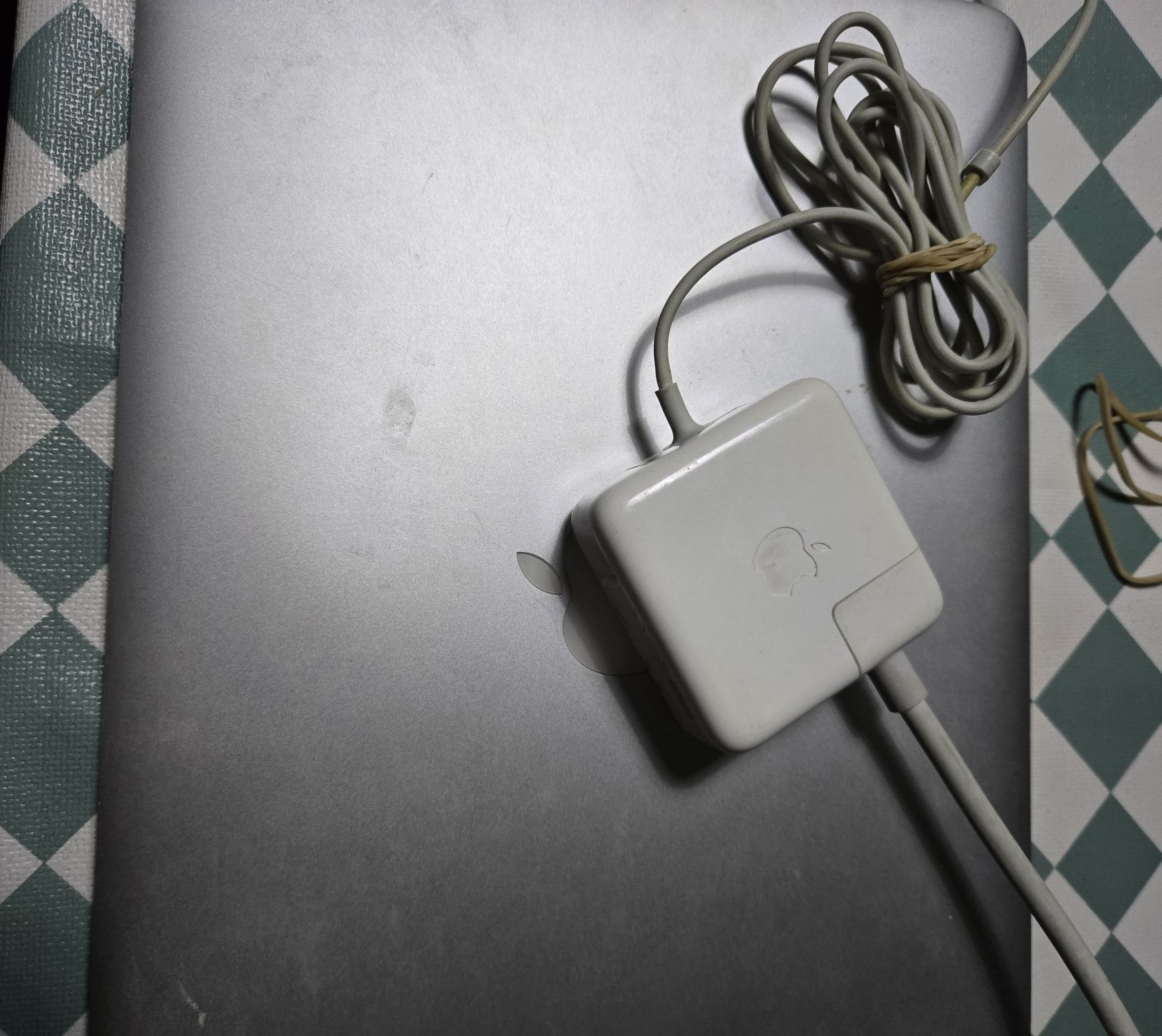 Macbook air 13" 6,2