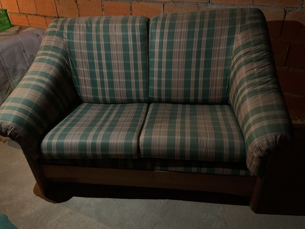 Sofa de 2 lugares, tenho 2 iguais