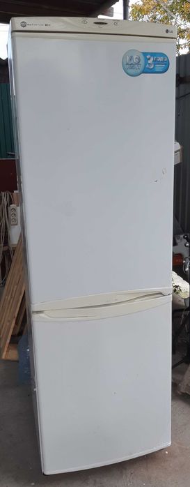 Холодильник LG  NO FROST