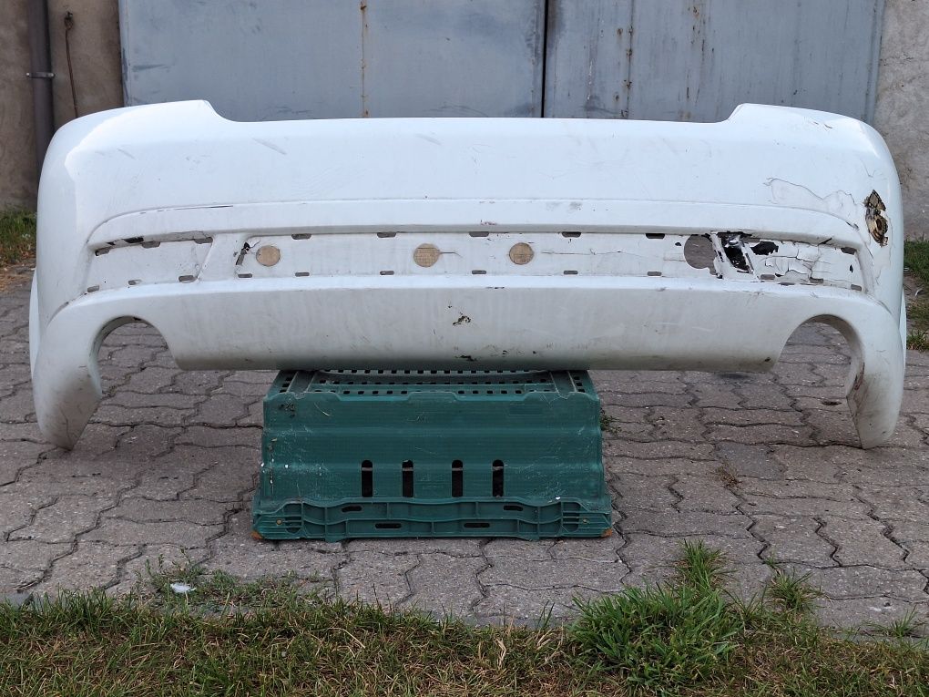 Zderzak tył mondeo st220