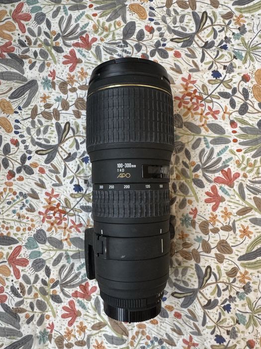 Телеобʼєктив Ex sigma apo 100-300mm