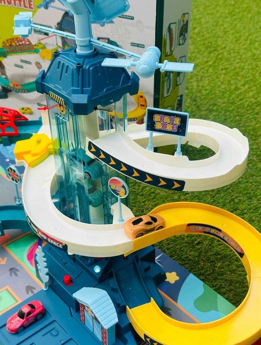 Дитячий Трек Космічна парковка