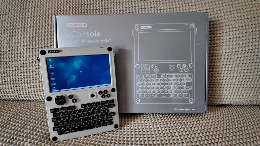 Clockwork uConsole + Raspberry Pi CM5 (8 GB) + Twister OS