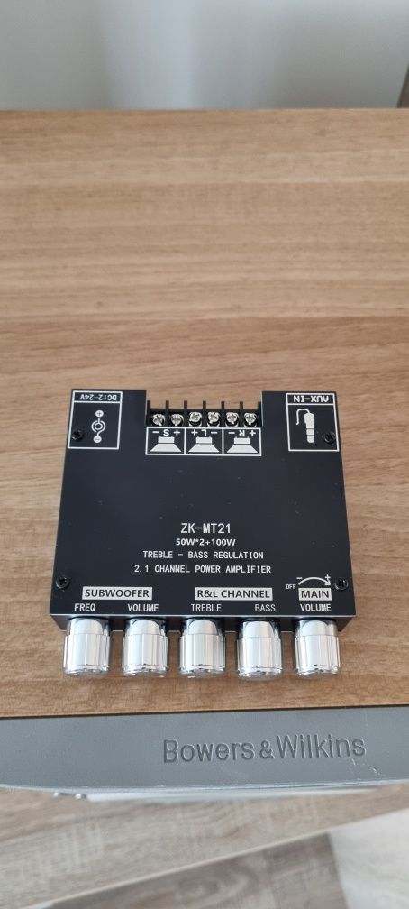 Продам усилитель мощности  2/1 Bluetooth