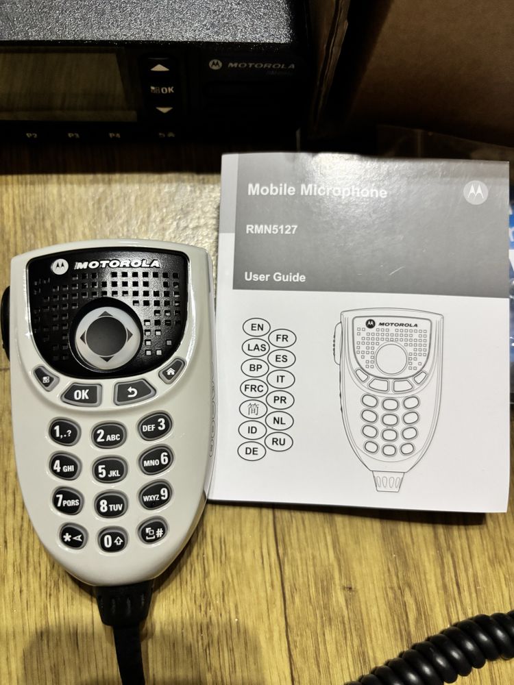 Motorola dm4601e VNF LP WIFI/BT/GNSS автомобильная рация +антена.