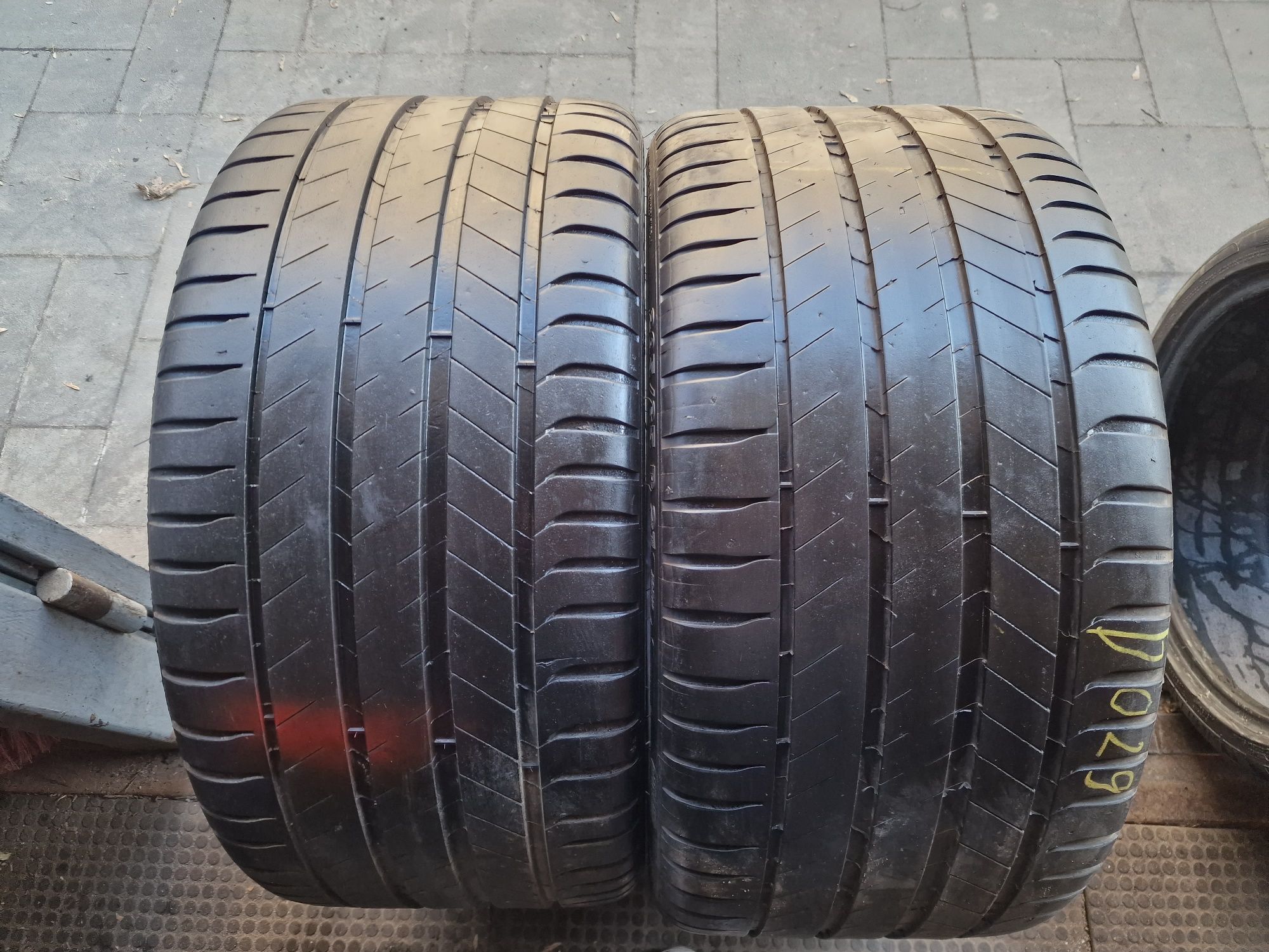 Пара летних шин 295/35 R21 Michelin latitude Sport 3