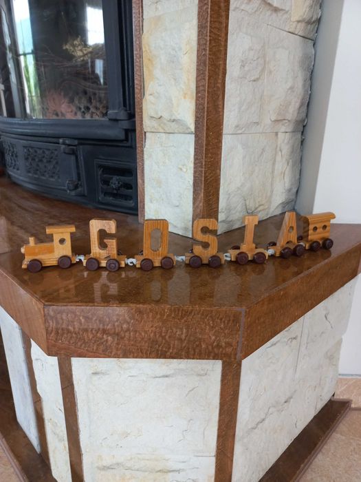 pociąg GOSIA literki, wagony, lokomotywa dekoracja