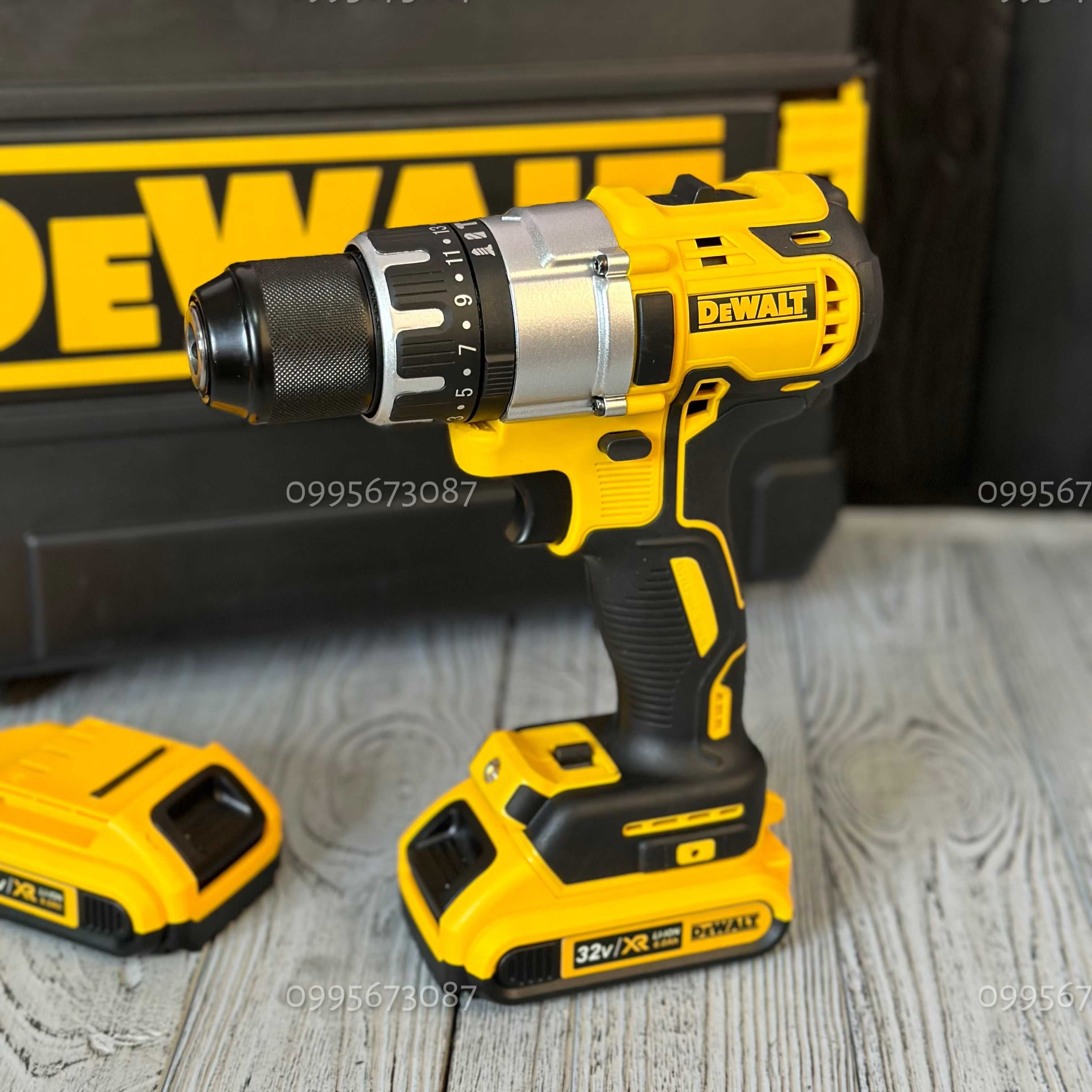 Аккумуляторный дриль шуруповерт DeWALT. Шуруповерт акумуляторний 32V