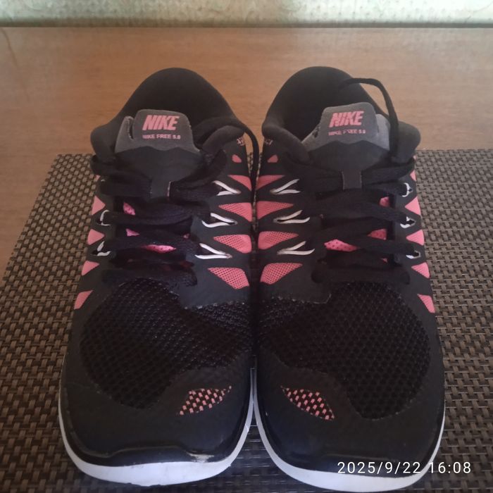 Кросівки Nike Free 5.0.  Розмір 37,5