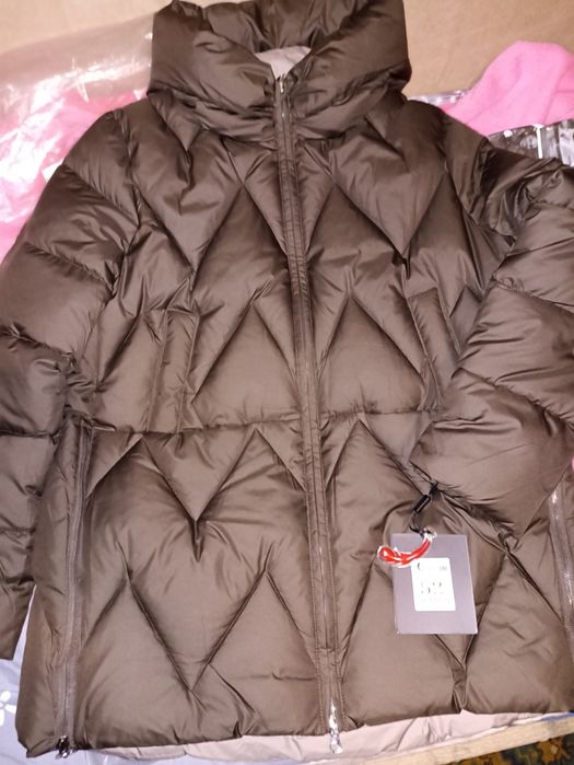 Продам нову зимову куртку 52р