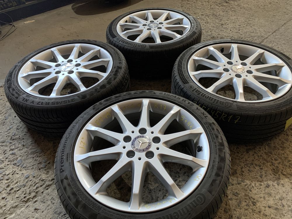 Диски R17 Mercedes B-Klass 5*112, dia 66.6 з шинами 215/45R17