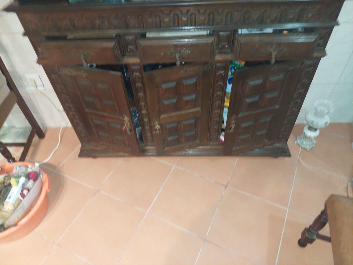 Aparador 1,35x1,00x0,35