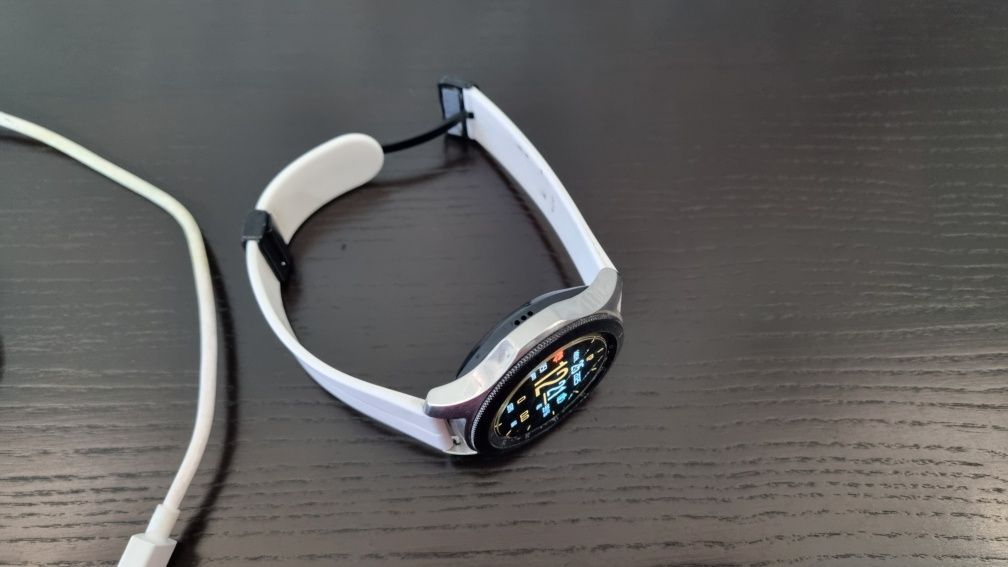 Samsung Galaxy Watch R800 46mm смарт часы