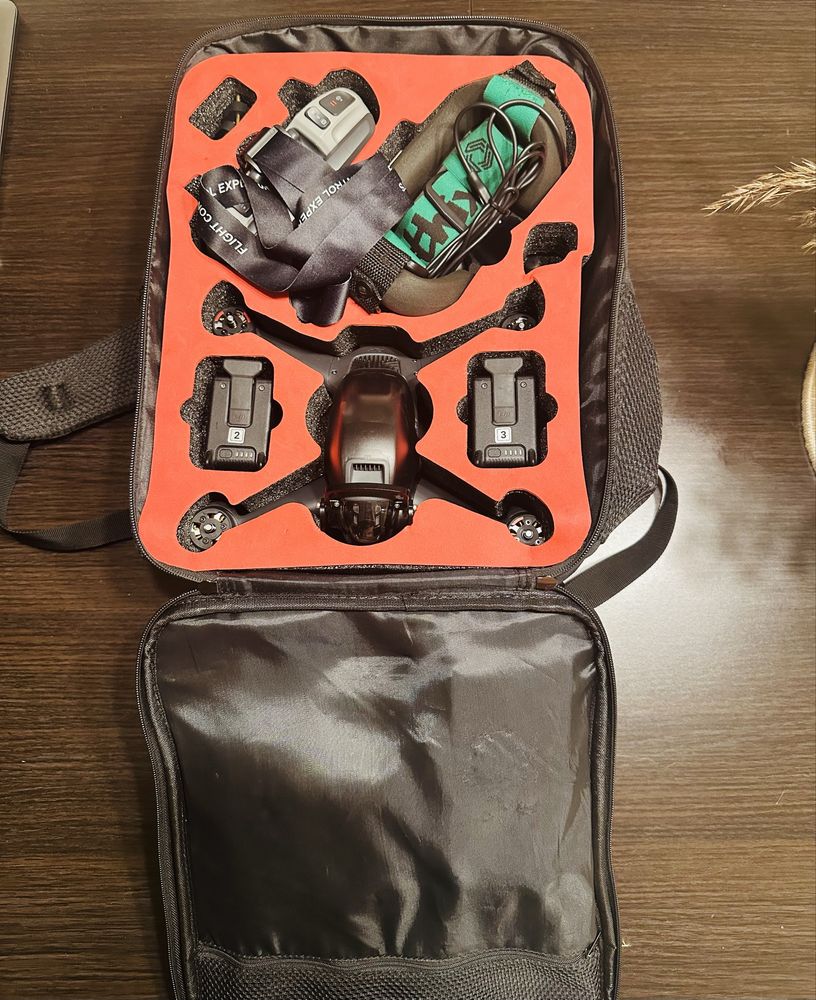 Dron DJI FPV Combo