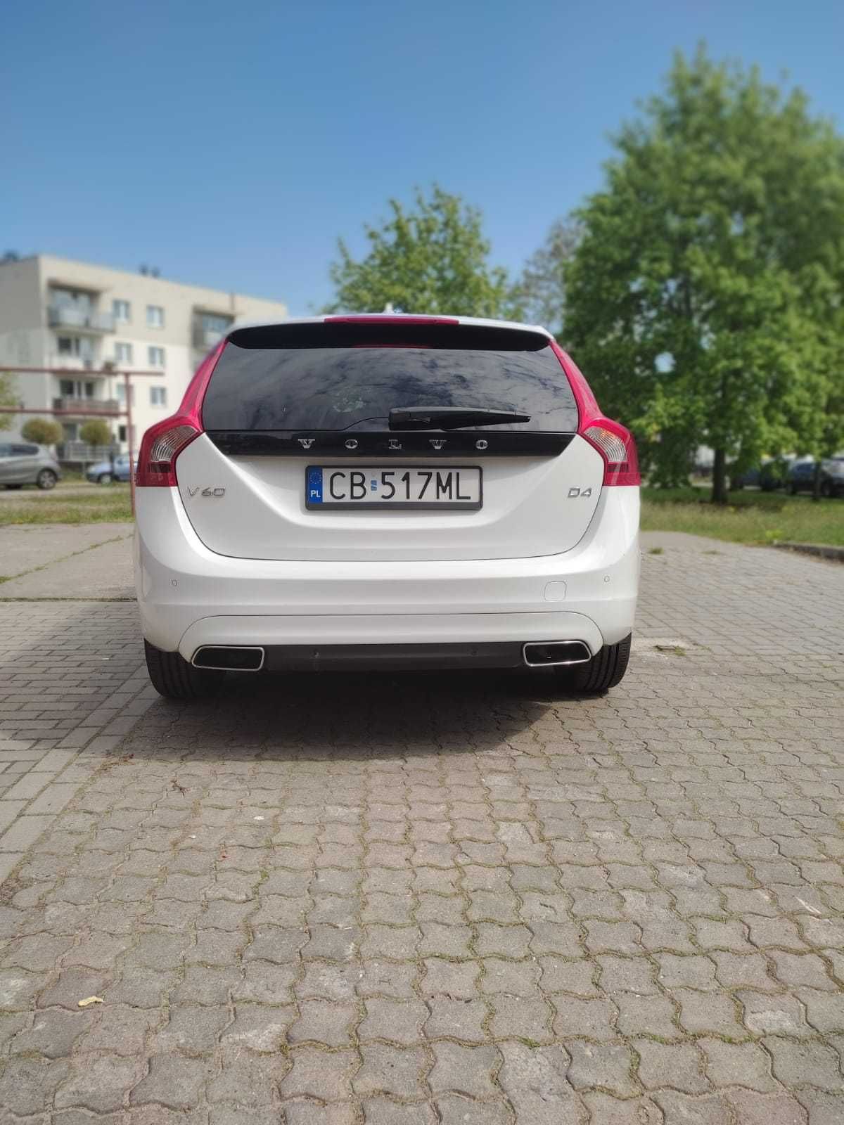 Volvo V60 2014r 2.0 181km Bogata wersja summum.