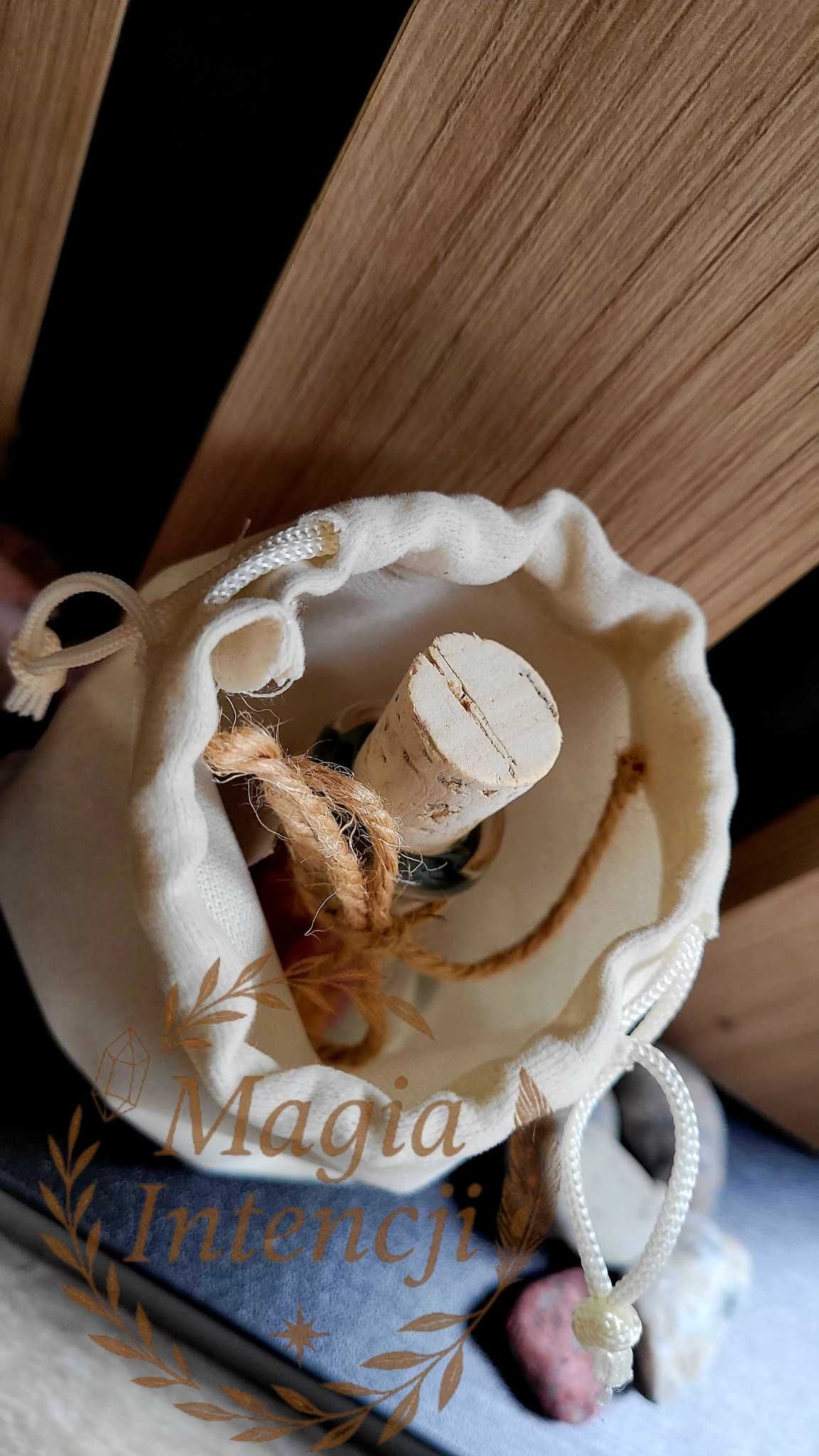 Buteleczka z intencją amulet kamienie  suszone kwiaty rękodzieło
