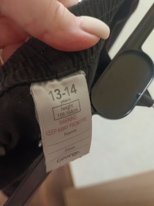 Гарні чорні брюки для хлопчика фірма george