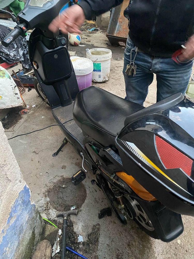 Moto eletrica  acm