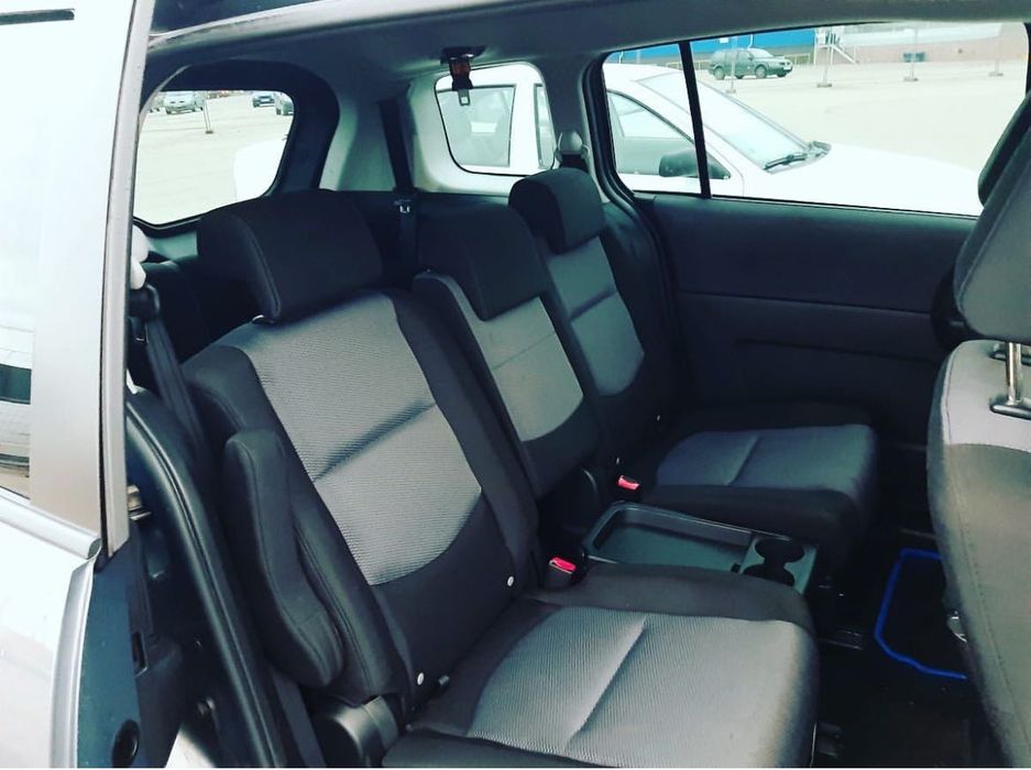 Продам авто,Мазда 5