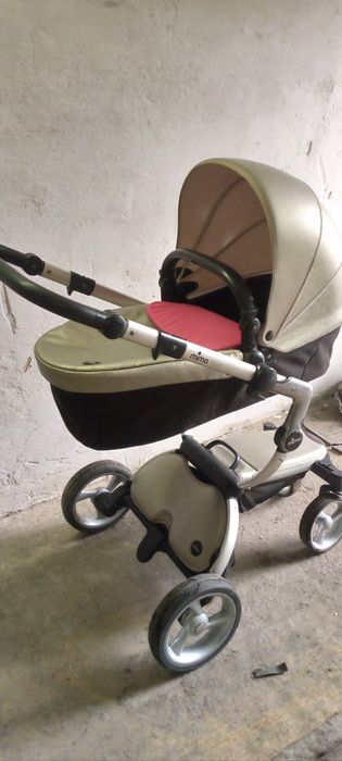 Продам коляску 2в 1 в доброму стані!