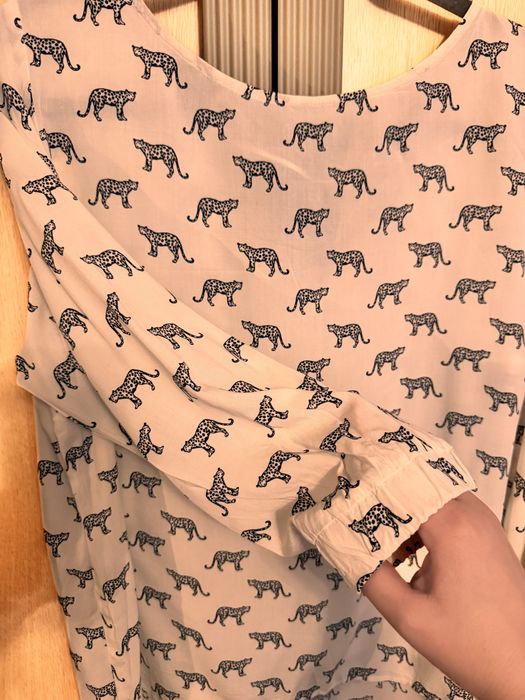 Bluzka damska z nadrukiem. XL