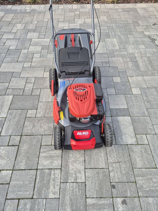 Kosiarka spalinowa alko