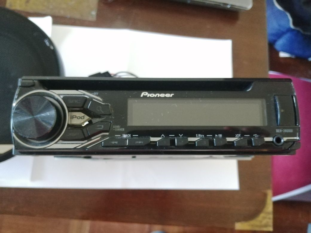 Audio rádio Pioneer DEH-2800UI