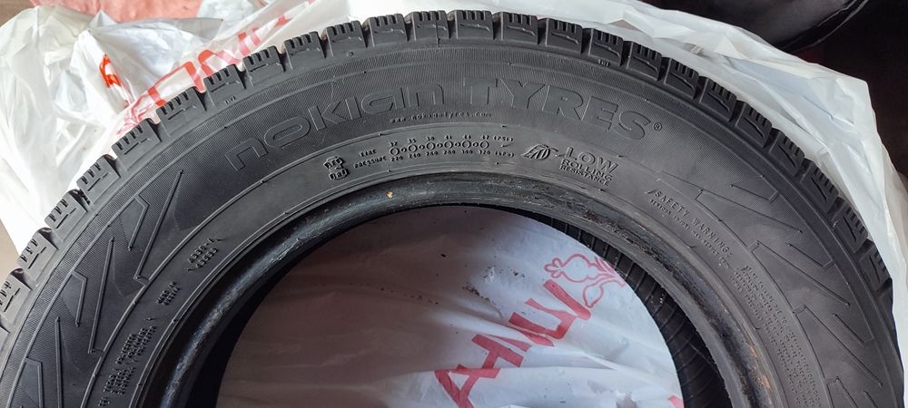 Комплект шин NOKIAN TYRES 195/65/R15