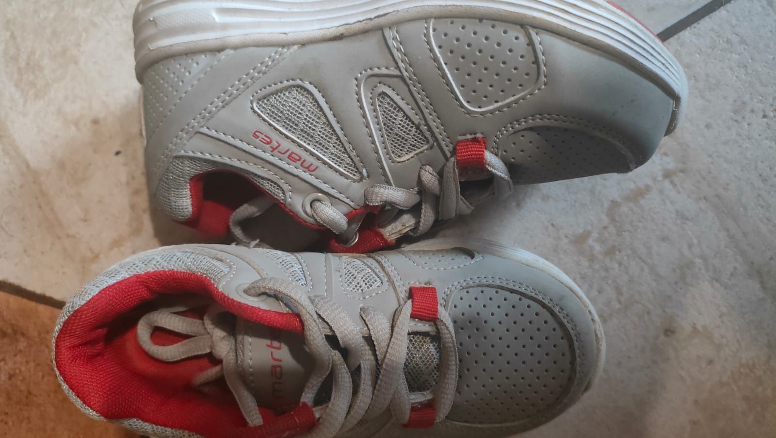 Buty sportowe rozmiar 26