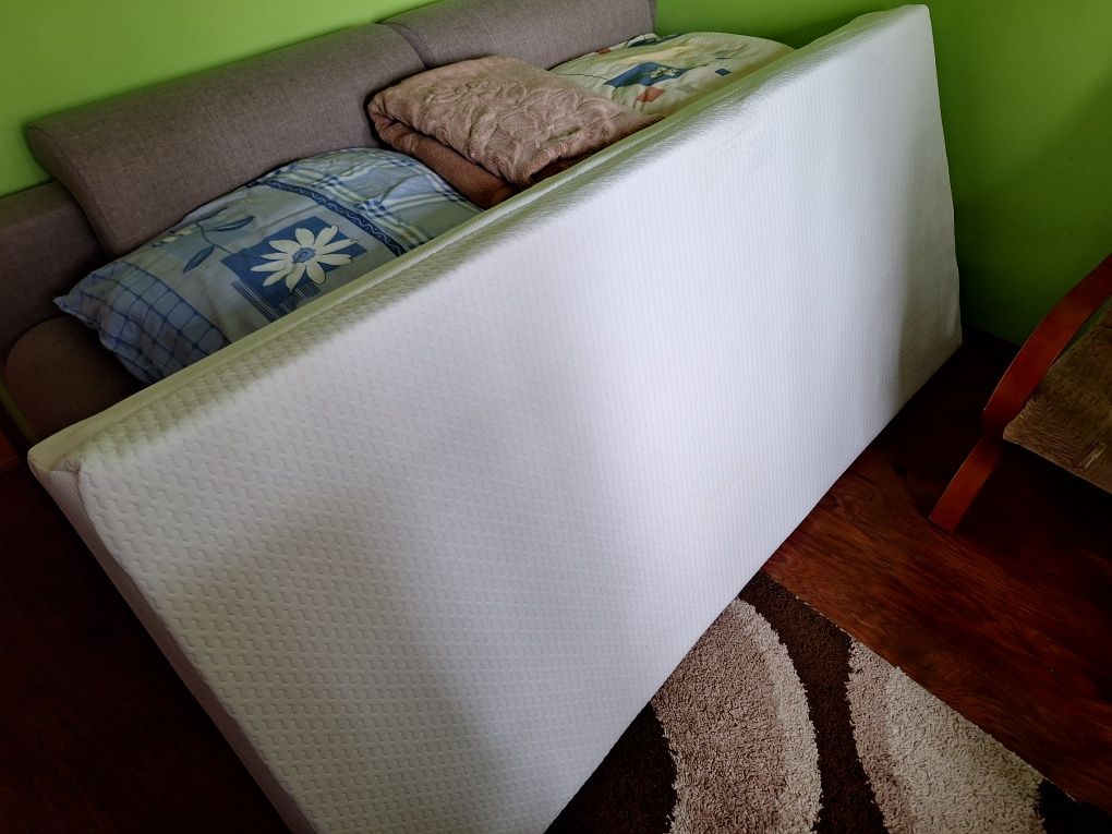 Materac piankowy BRW 90x200 srednio-twardy z pokrowcem