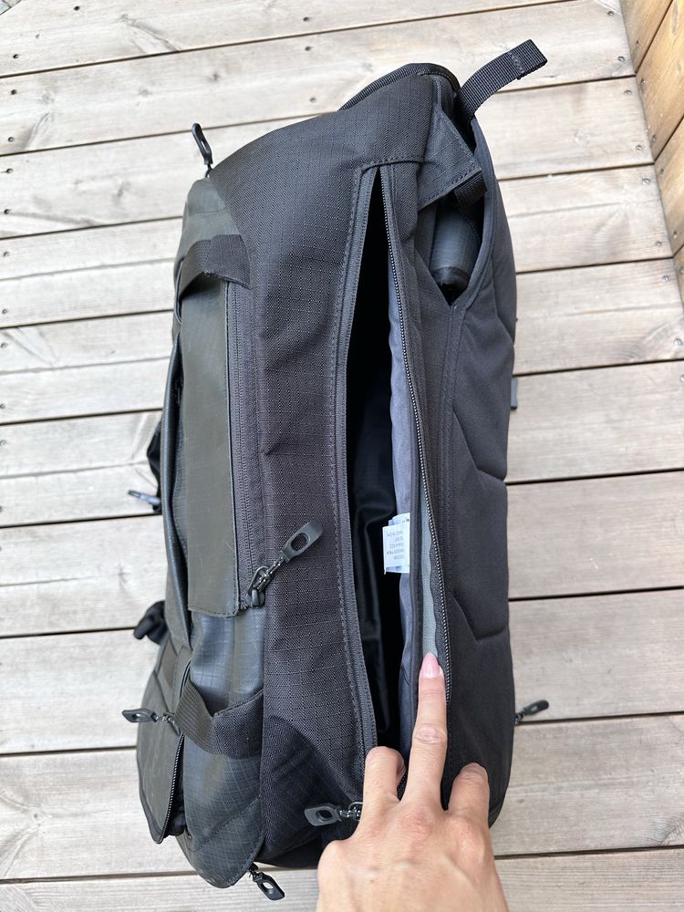 Plecak Dakine Ranger Travel Black 45L