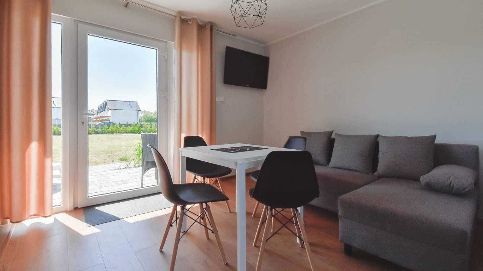05-11.08 Łeba wolny domek, apartament w cichej dzielnicy