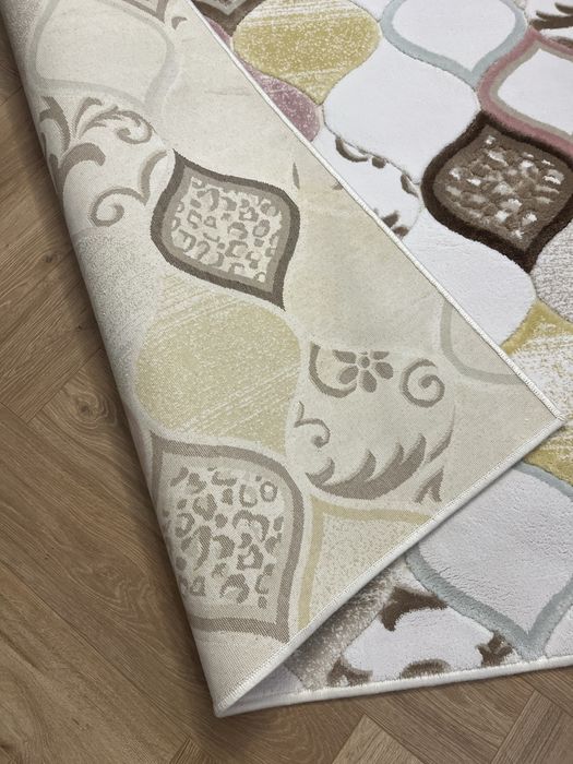 Dywan różnokolorowy