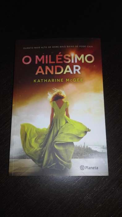 O Milésimo Andar de Katharine McGee 