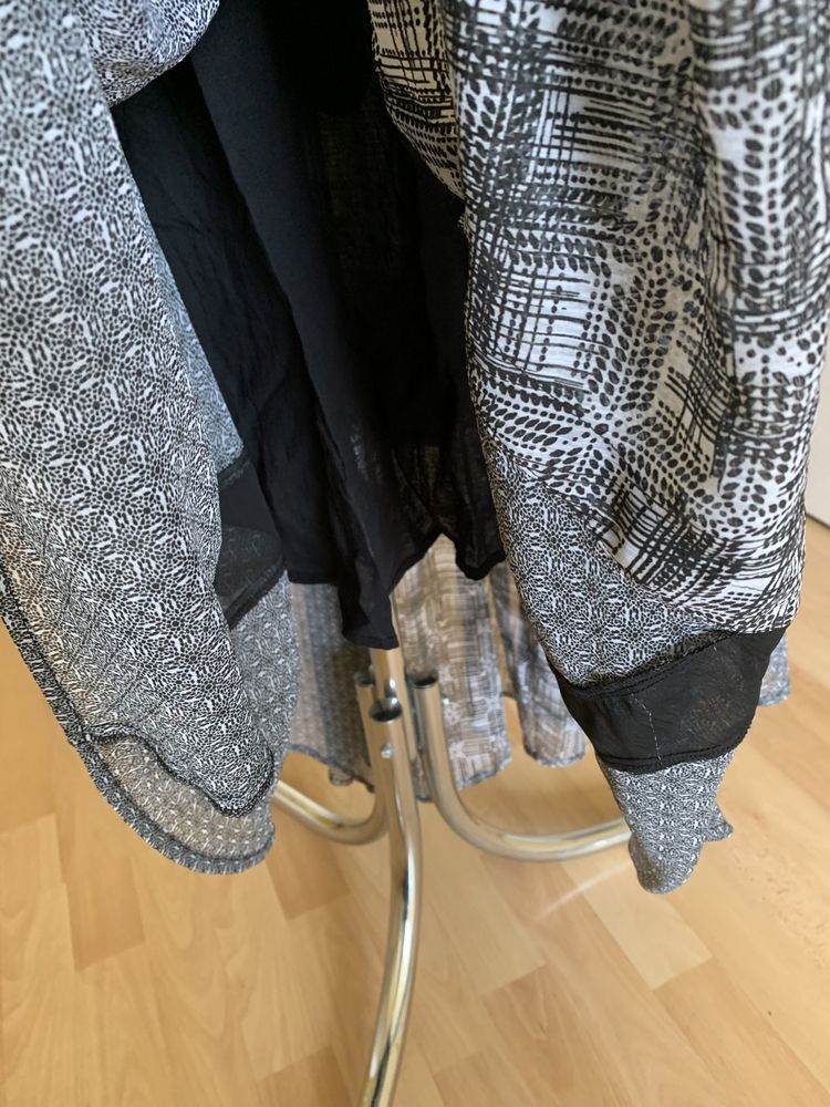 Śliczna czarno biała sukienka letnia maxi KappAhl