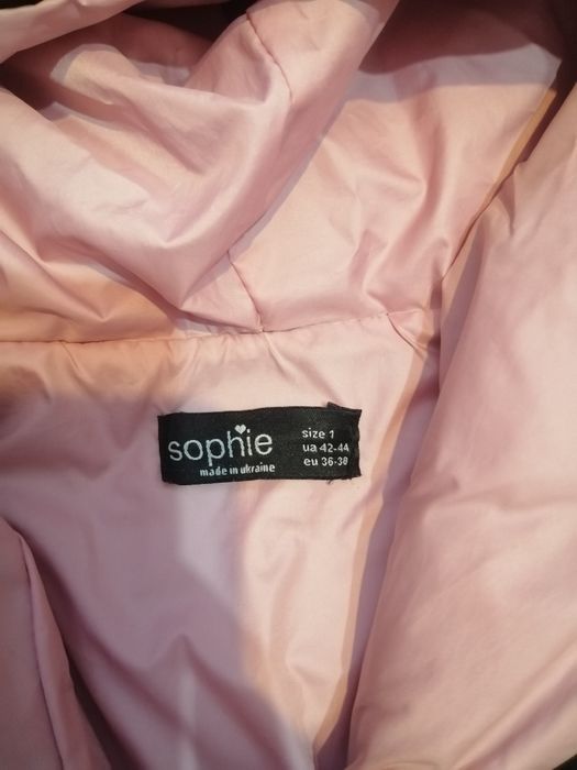 Жіноча куртка...