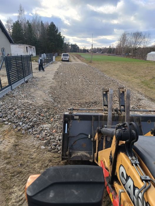 Usługi koparką, koparko-ładowarka, minikoparka, wywrotka, kołówka