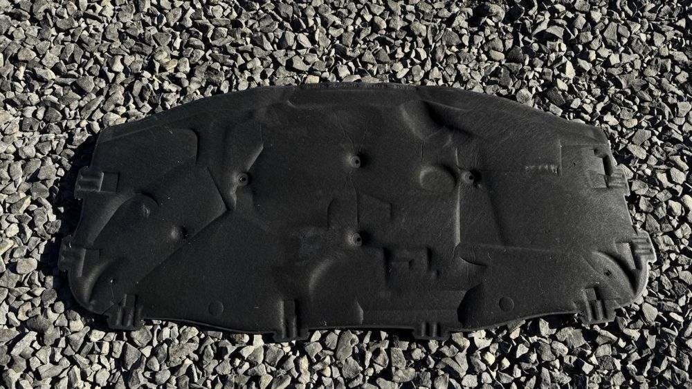 Шумоізоляція БМВ Е46 Шумка бмв е46 оригінал BMW Шрот Авторозборка