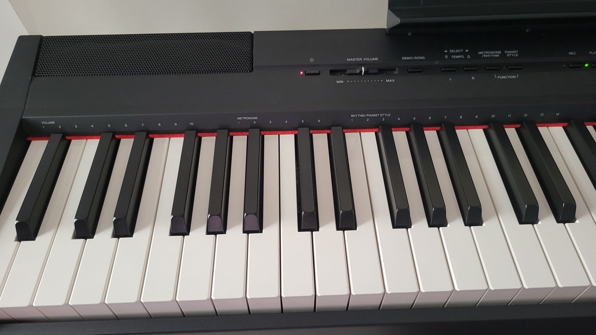 Piano Yamaha P115