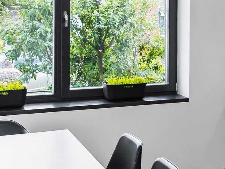 Вікна REHAU від офіційного партнера  тепло затишок  економія