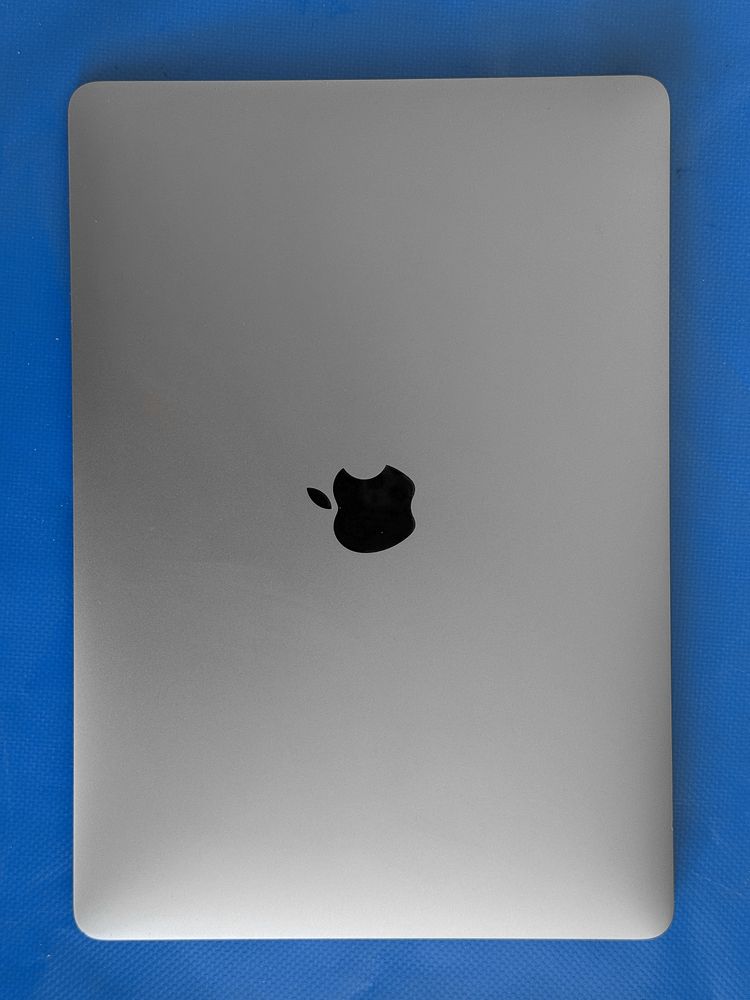 Macbook Air 13 / 128 гб